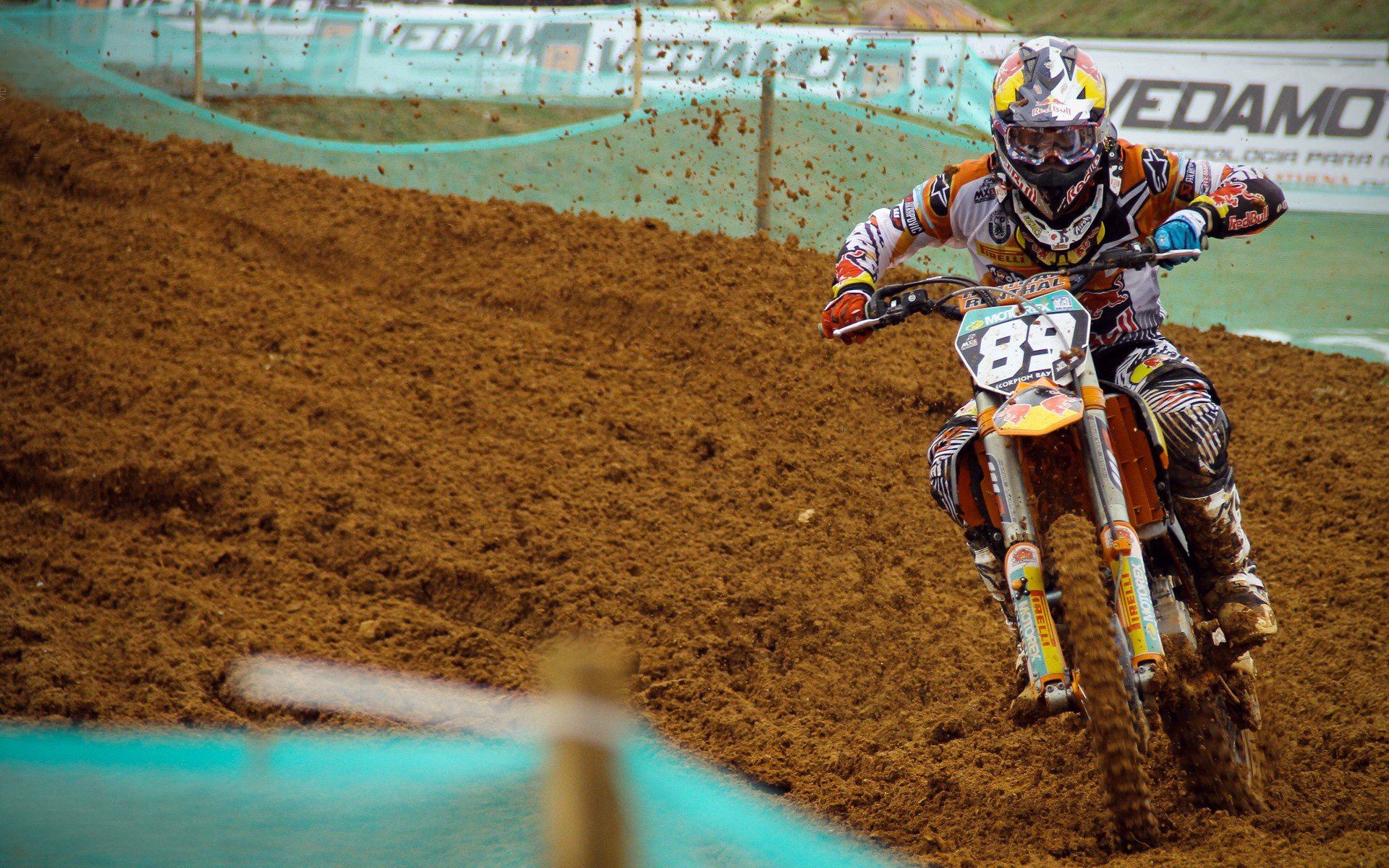 _快船迎难而上，攻防两端表现出色_，快船重磅引援